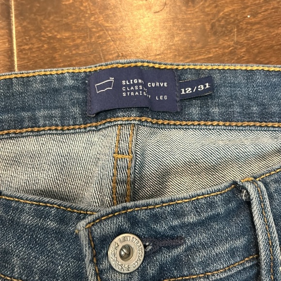Levi’s slight curve classic straight leg size 12 medium wash - Picture 3 of 3